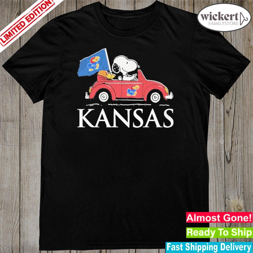 Official kansas City Chiefs Snoopy Cartoon Flags Sports T-Shirt