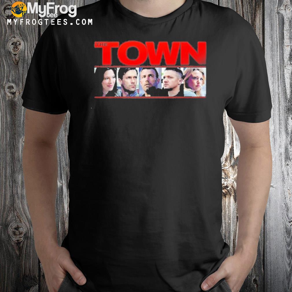 The town Winona Ryder Joe Carroll Ben Affleck Jeremy Renner t-shirt
